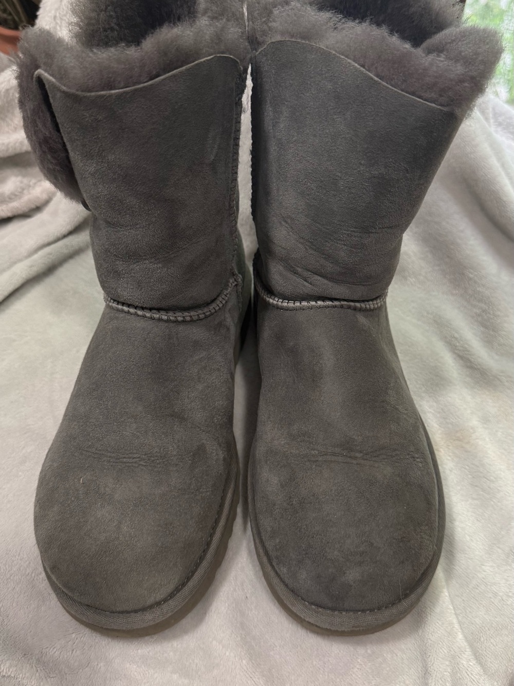 UGG Women's Short Shearling Lined Suede Boots in Gray